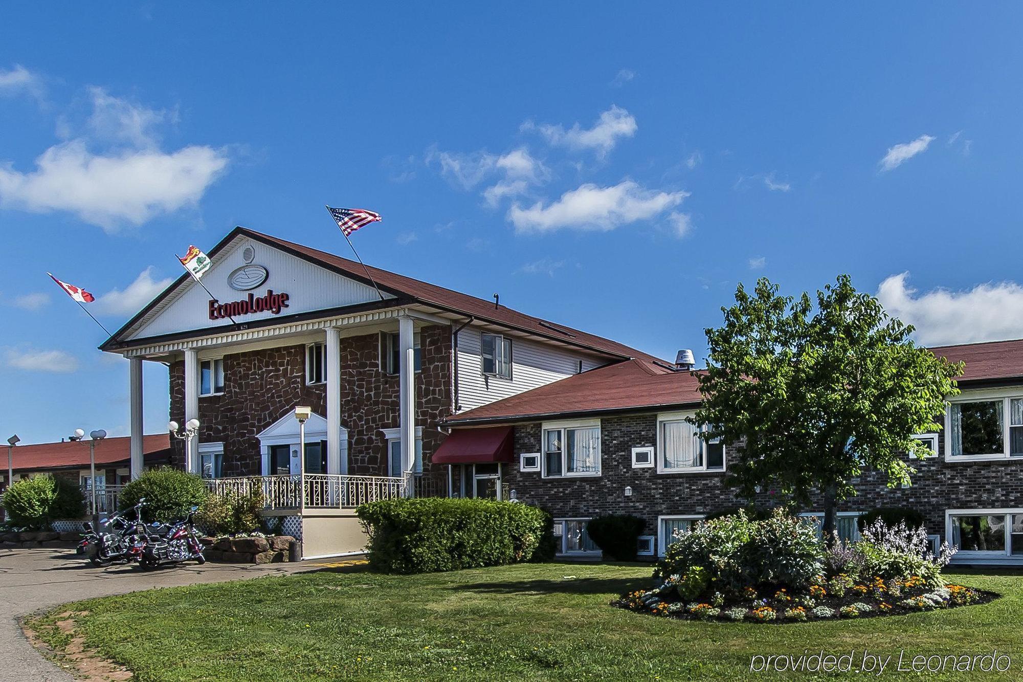 שרלוט טאון Queens Arms Inn מראה חיצוני תמונה
